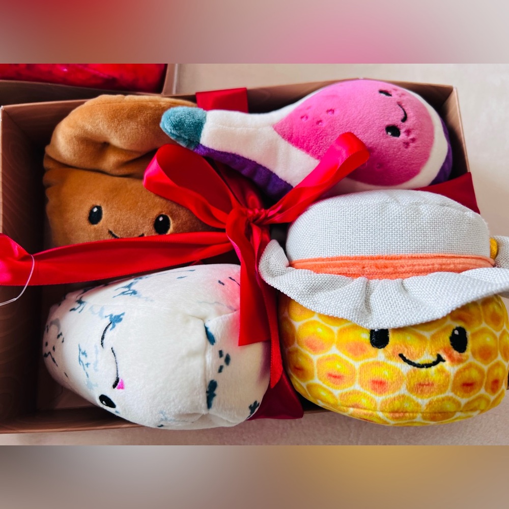 Squishy Plush charcuterie Toy Bundle -Giggle Scape - Picture 4 of 6